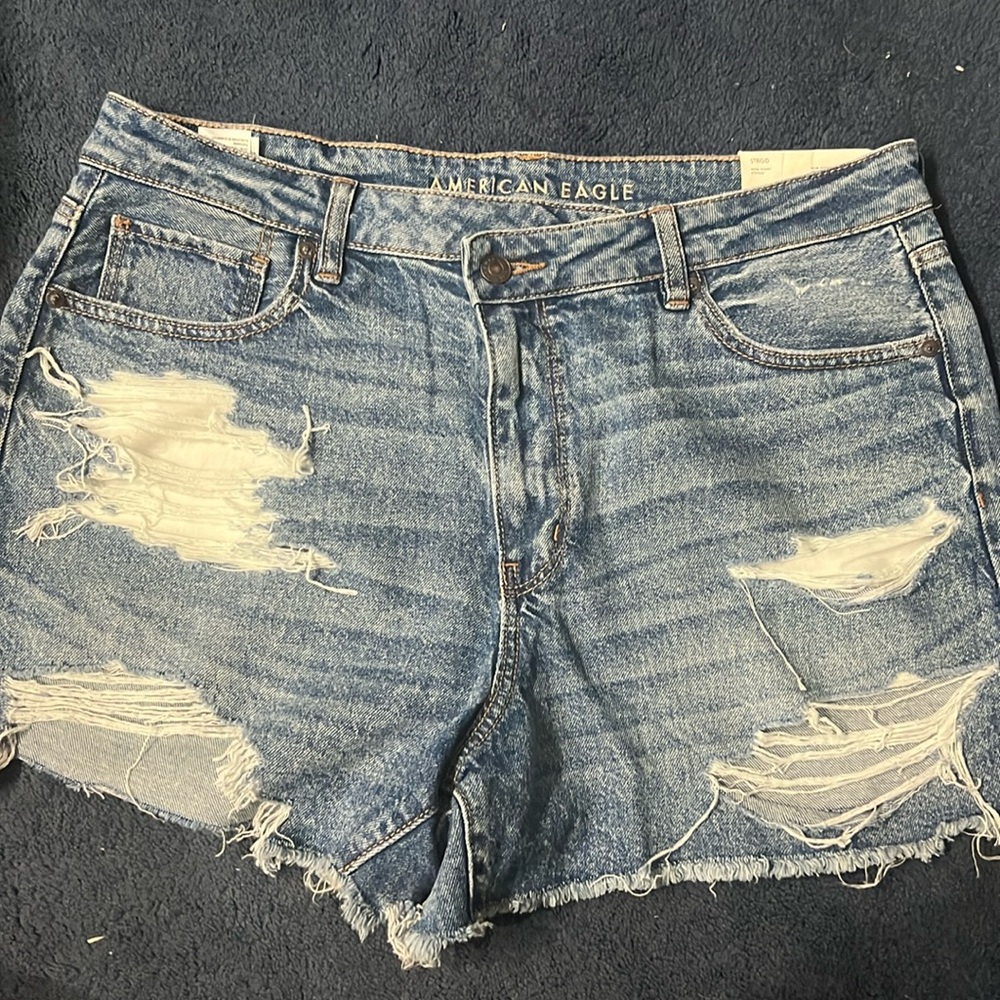 American Eagle Shorts - Size 16 Mom shorts